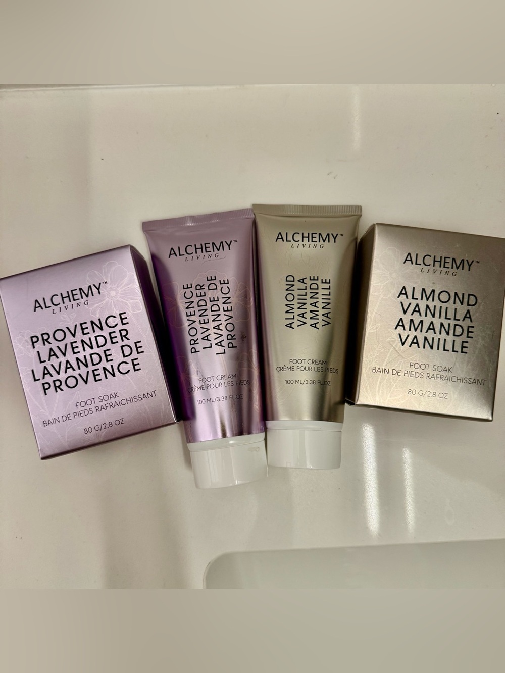 BNWT Provence Lavender & Almond Vanilla Foot Care Set